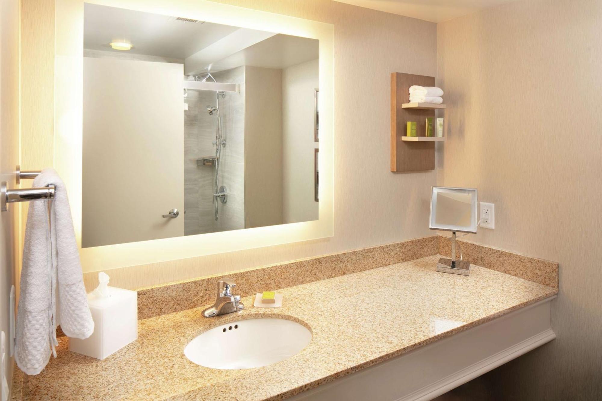 מלון Hilton Madison Monona Terrace מראה חיצוני תמונה
