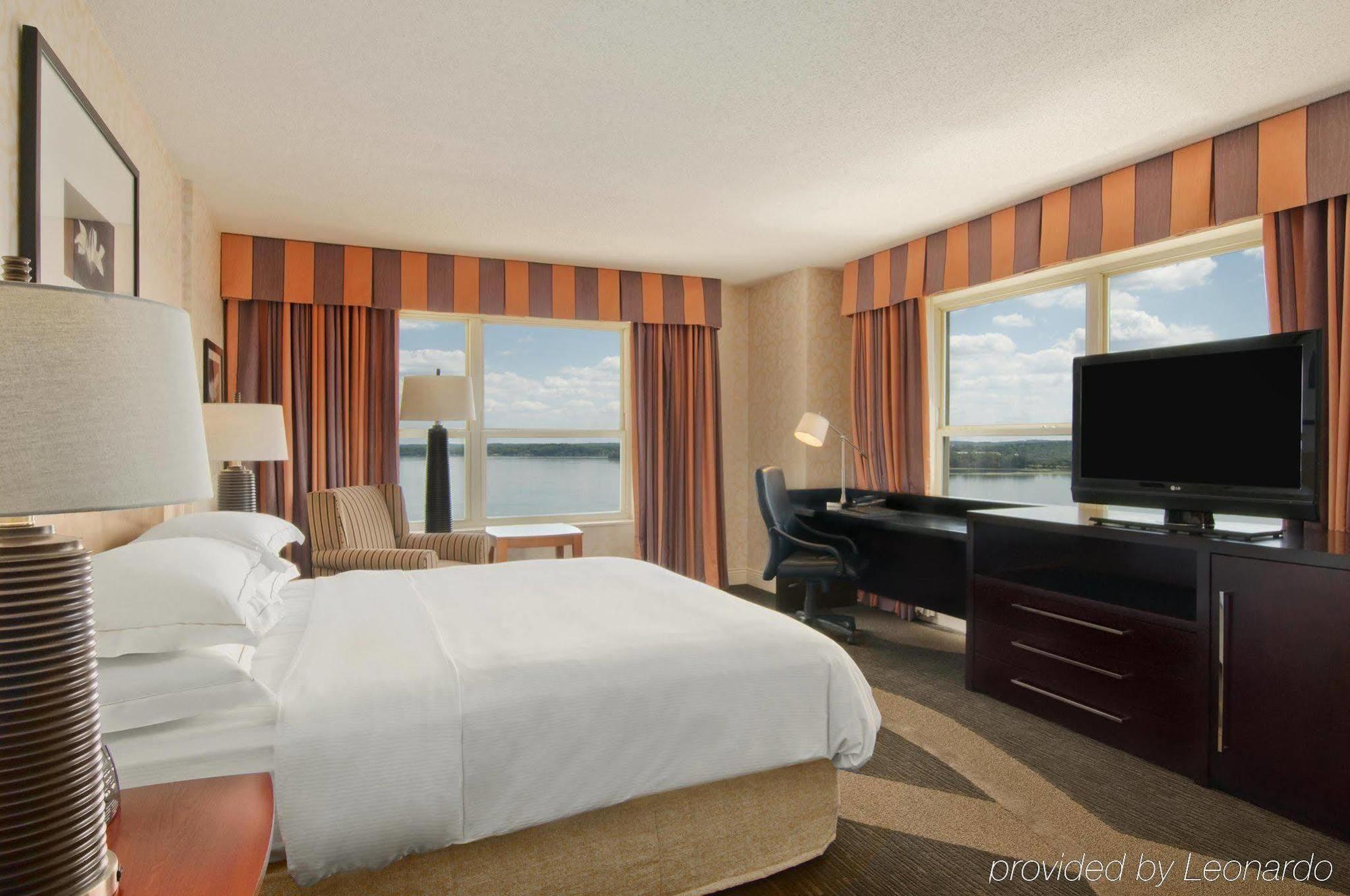מלון Hilton Madison Monona Terrace חדר תמונה